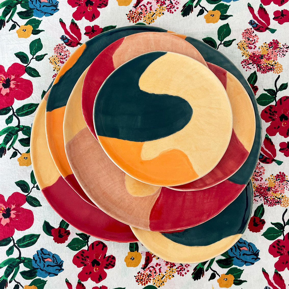 céramique, pièce sur mesure, illustration, assiette, art de la table, artiste, collaboration